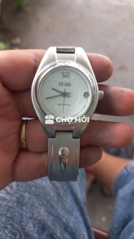 Đồng hồ nam ice giga lên cót tay xưa vỏ nhám bạc