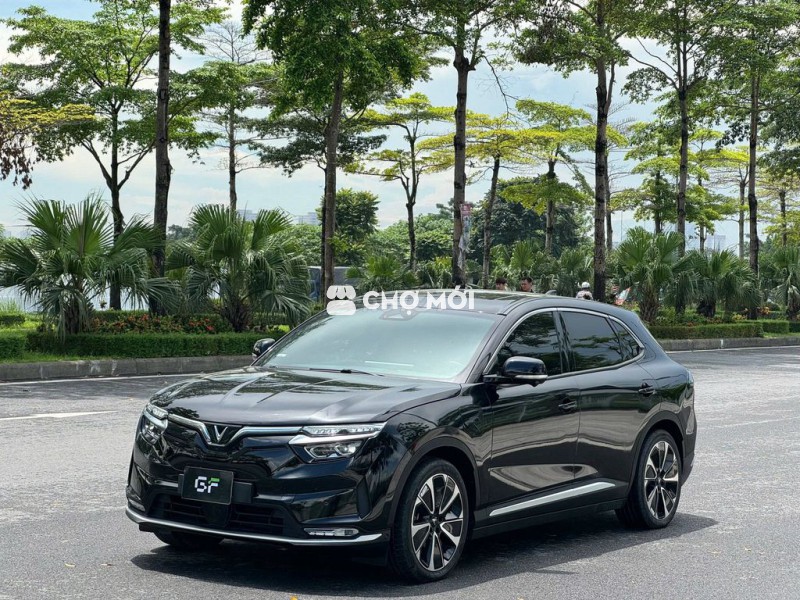 BÁN VINFAST VF 8 2023 PIN CATL 7xx Triệu