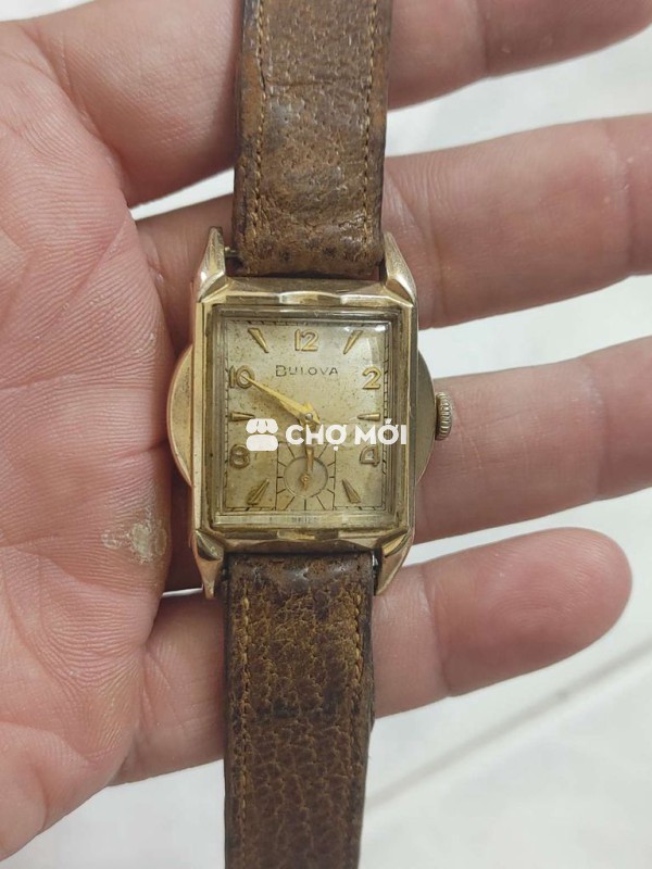 Bulova tank cổ bọc vàng