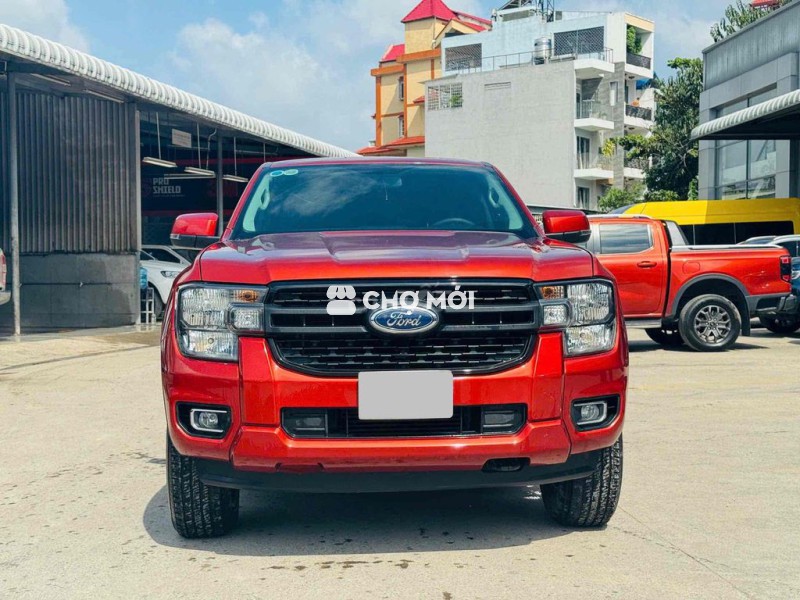 SIÊU HIẾM Ford Ranger XLS MT 2022 xe đi lướt