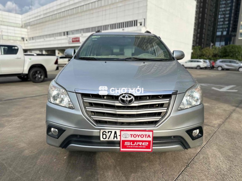 Toyota Innova 2016 2.0E - 7c số sàn đẹp BH HÃNG