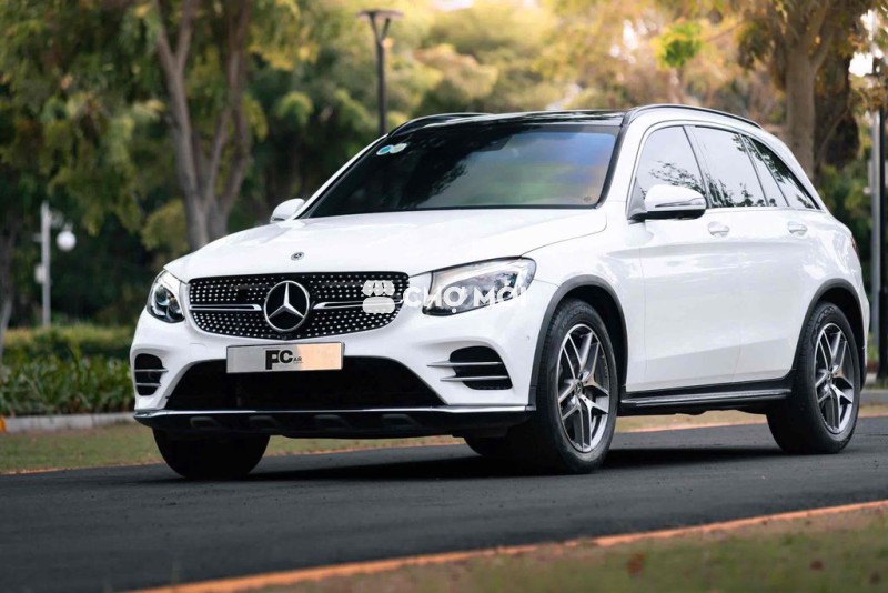LONG ANH AUTO về MERCEDES GLC300 4MATIC 2018 👍