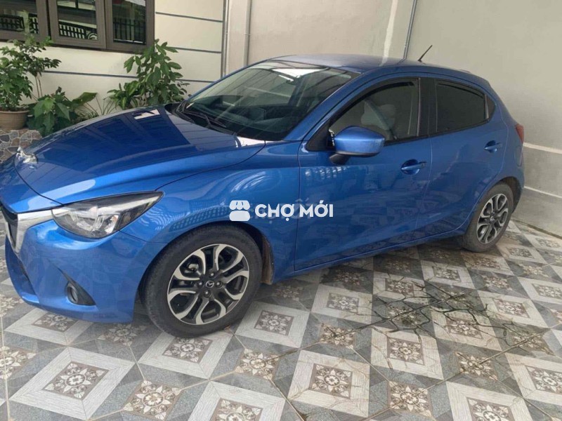 Mazda 2 2015 1.5 AT - 100000 km