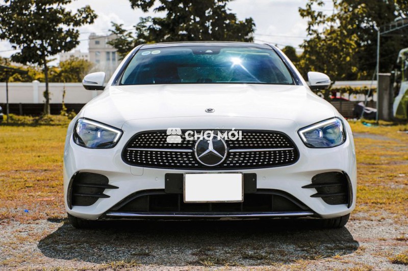 Mercedes E300 AMG 2021 lên full nội thất cực đẹp