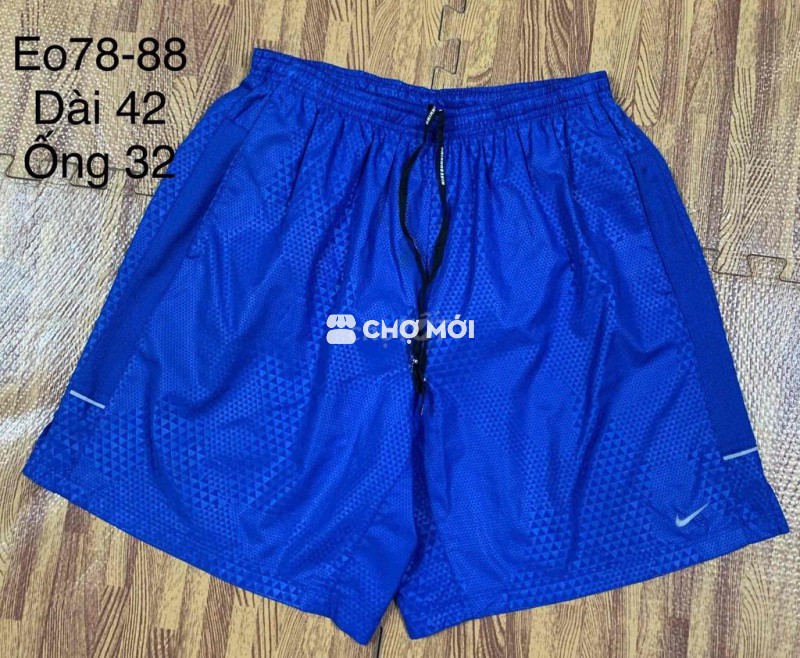 Short Nike run