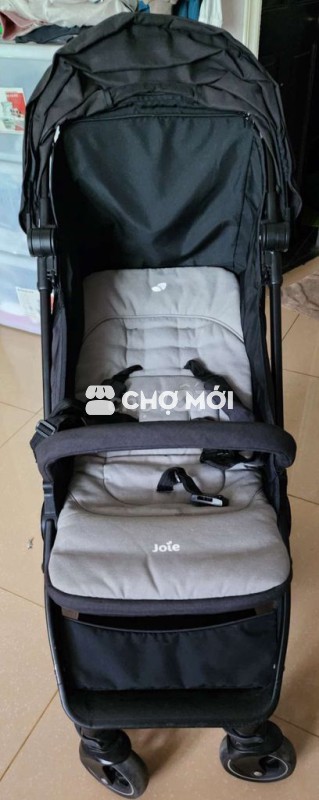 Xe đẩy gấp gọn Joie