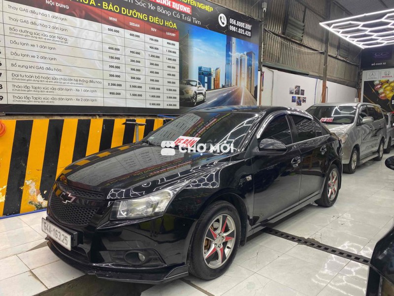 Chevrolet Cruze ( STD) 1.8 AT, xe gia đình chạy kĩ