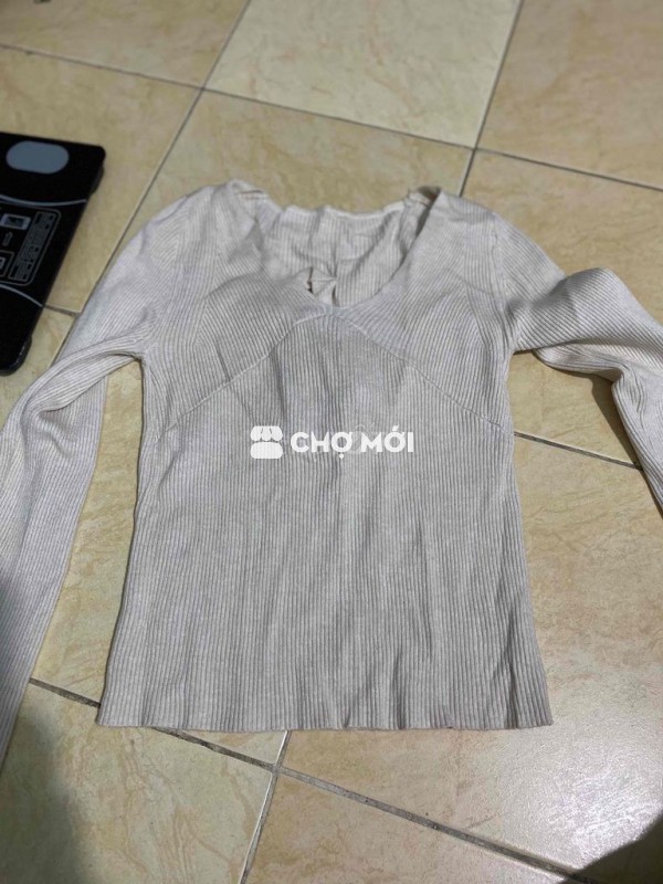 Áo size S từ 35kg-48kg vừa đồng giá 20k