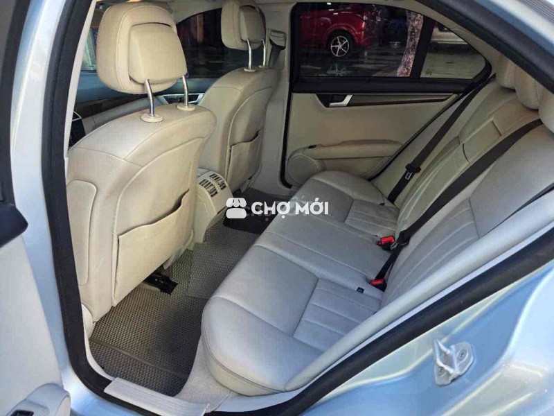 Mercedes Benz C250 2013 bản full - 64000 km