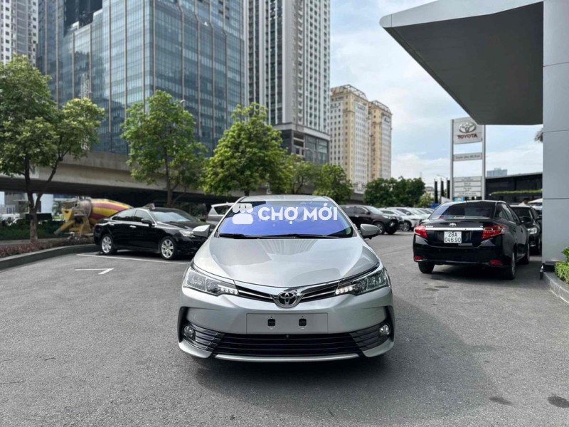 Corolla Altis 1.8G 2019 BH chính hãng