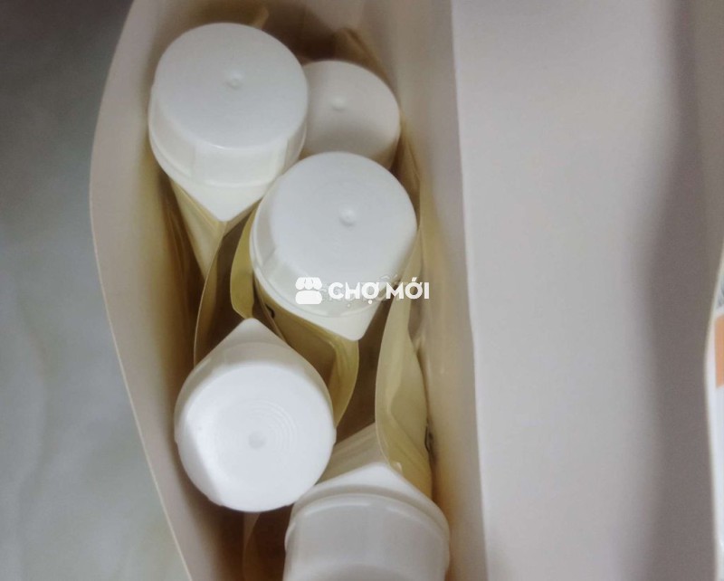 BÁN BỊCH TRỮ SỮA CÒN MỚI