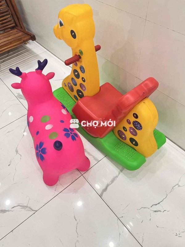 bé lớn ko sd còn mới 90%
