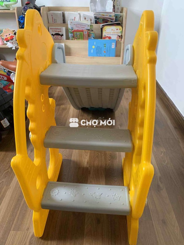 Cầu trươt khủng long