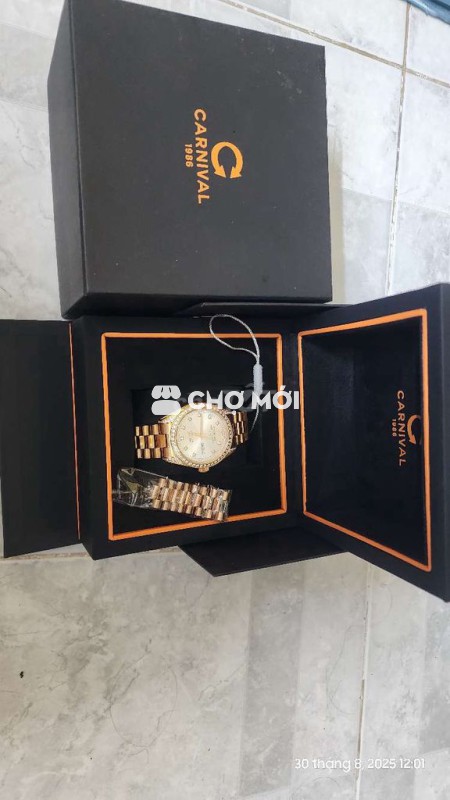 Cần Bán Đồng Hồ Carnival fullbox