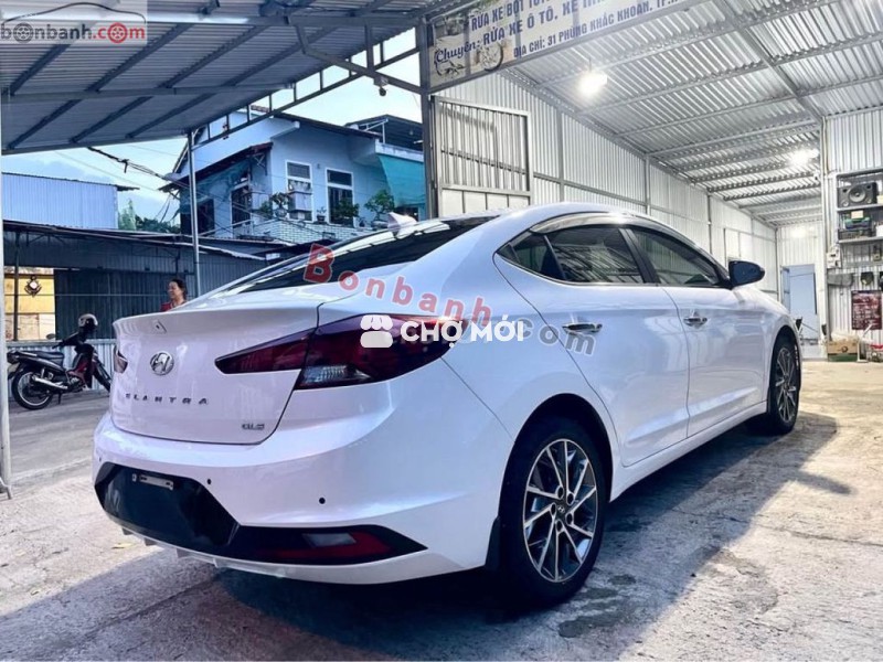 Hyundai Elantra 2017 2.0 AT - 38500 km