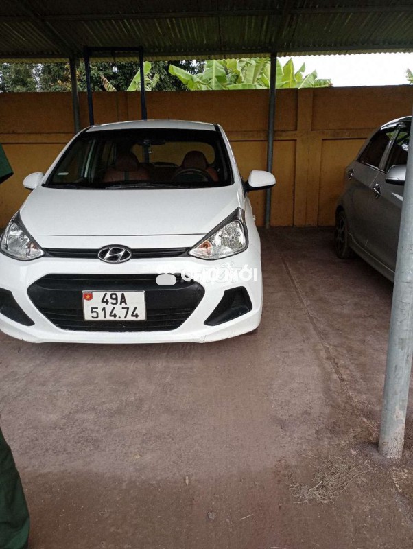Xe 5 210 2014 Grand 1.0 MT Base - 140000 km