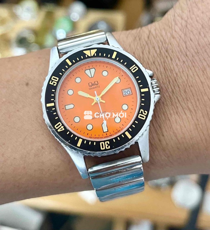 Đồng Hồ Q&Q size 34 máy Pin.