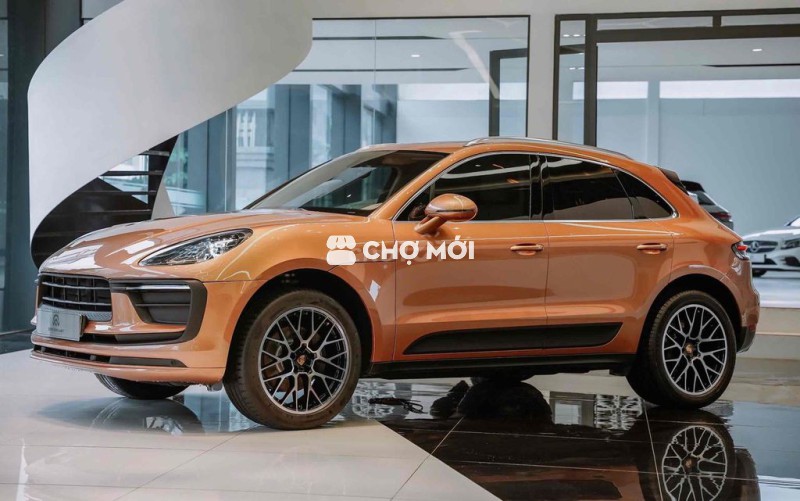 Porsche Macan model 2016