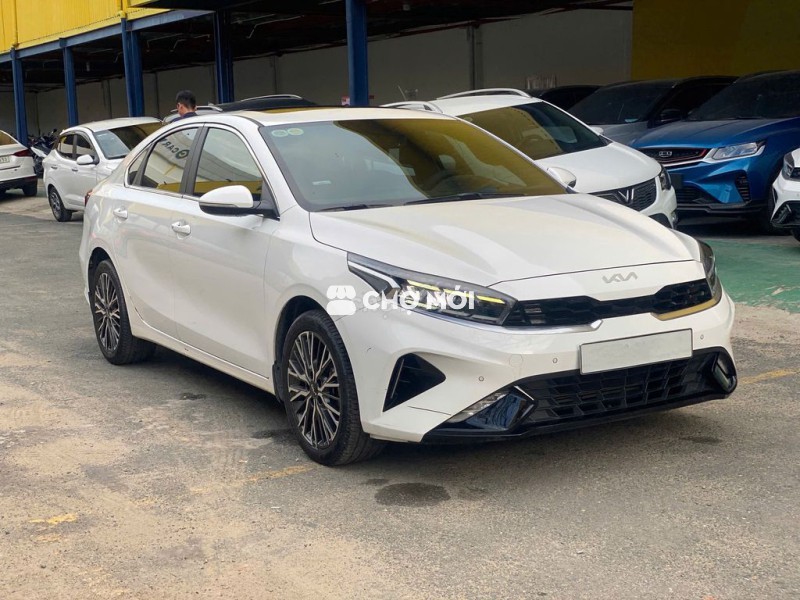 Kia K3 2022 2.0 Premium - Xe gia đình