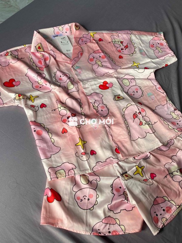 mình cần pass đồ bộ free size ( đùi ) còn new