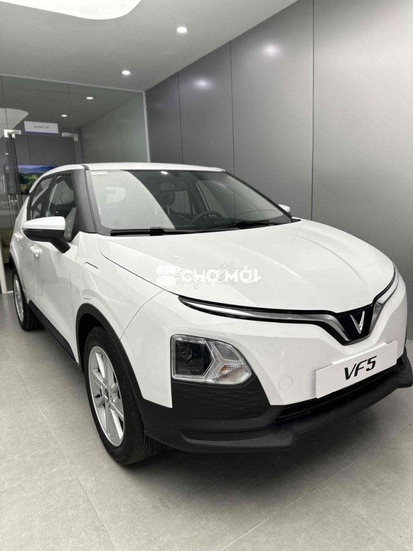 VF5 giảm 35 triệu, đưa trước 0đ , góp 10/tháng
