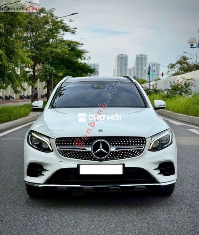 Mercedes Benz GLC 300 4Matic 2018 - 1 Tỷ 50 Triệu