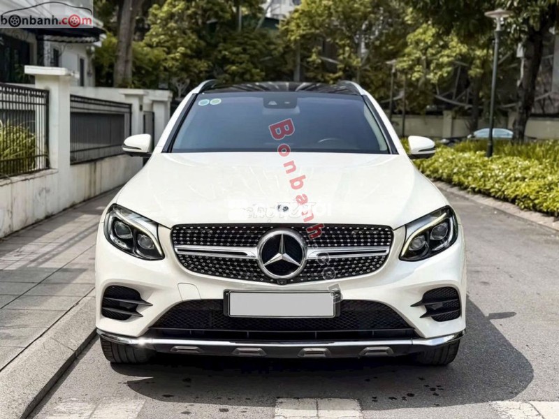 Mercedes Benz GLC 300 4Matic 2018 - 1 Tỷ 50 Triệu