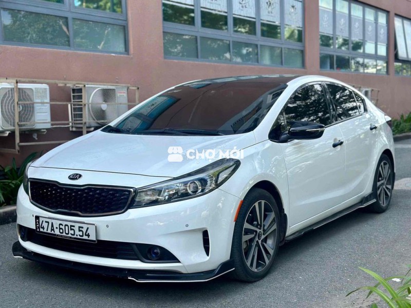 Kia Cerato 2017 1.6 AT - 70000 km