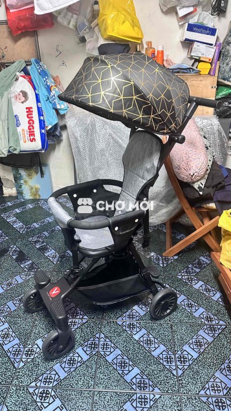Xe đẩy 2 chiều V-baby 99% có đệm và mái che