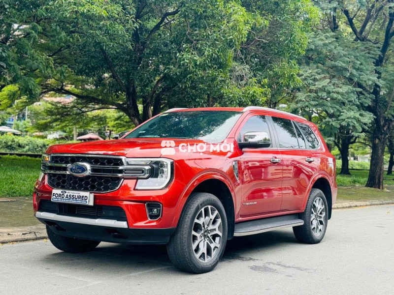 Ford Everest 2022 Titanium Form Mới 1 cầu Đỏ cam