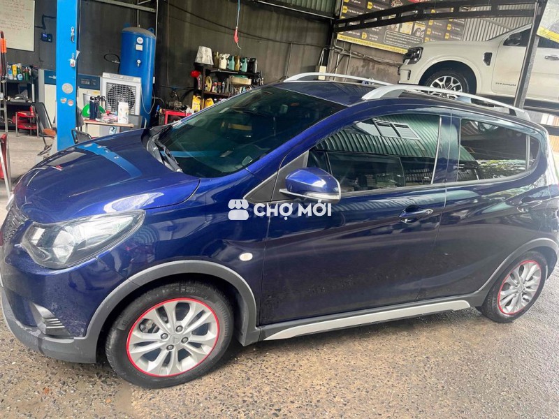 VinFast Fadil base 2022 - 46000 km