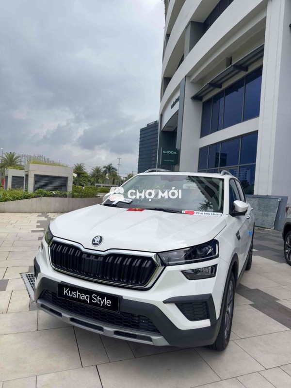 Skoda Kushaq 2025 Giảm 50% Phí trước bạ