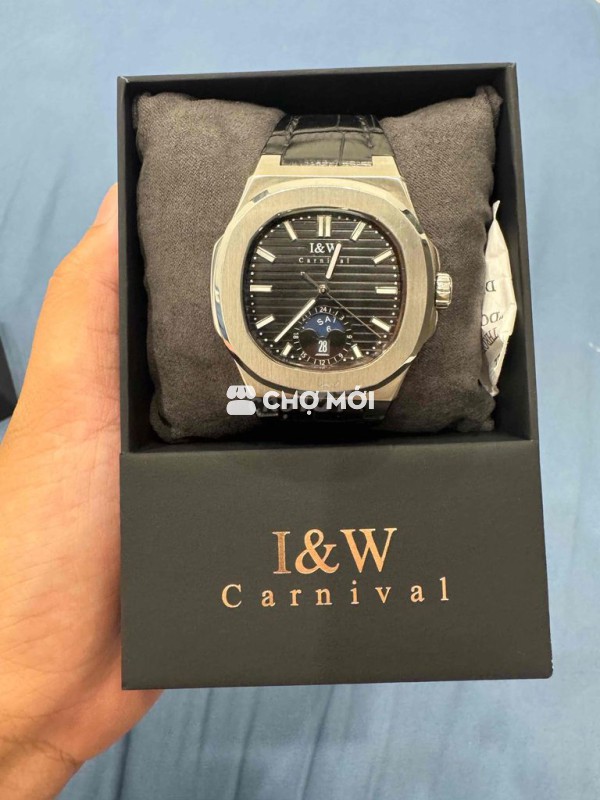 Đồng hồ Canival