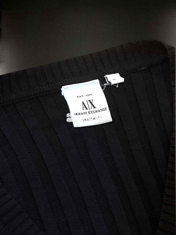 Armani Exchange áo vải rayon dệt kim