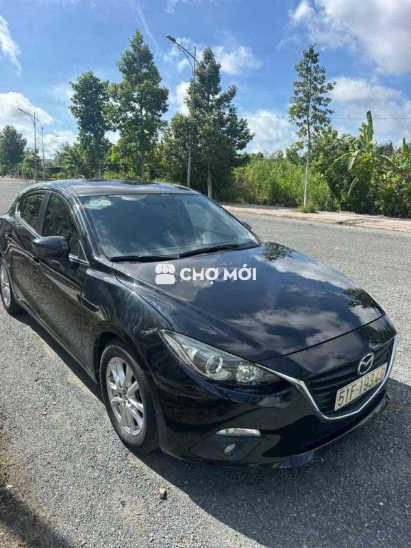 Mazda 3 2015 1.5 AT Hatchback - 70000 km