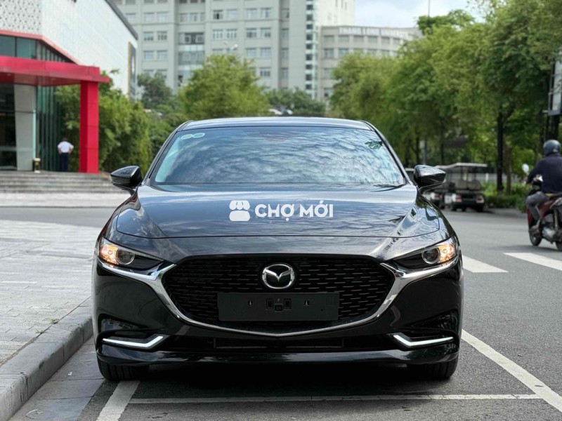 Mazda 3 2025 1.5L Luxury - 1500 km