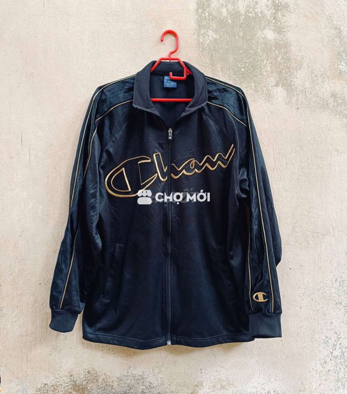 Bán áo khoác thể thao hiệu Champion & mới 98%