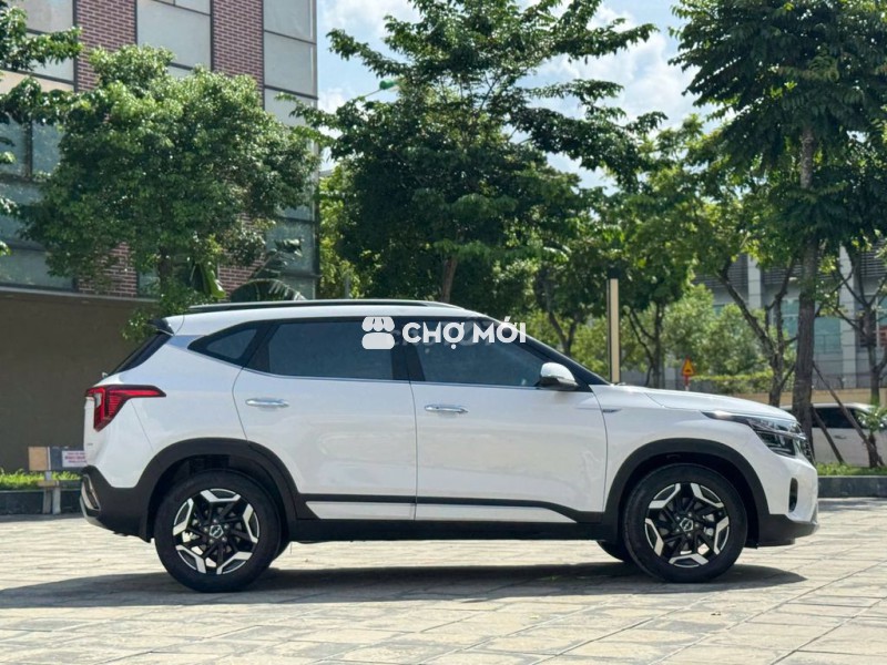 Kia Seltos Luxury 2025