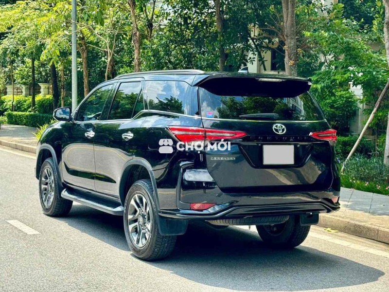 Toyota Fortuner 2020 Legender 2.4AT  - 66000 km