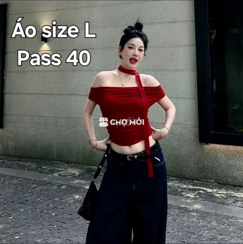 Áo hở vai kèm dây cột
