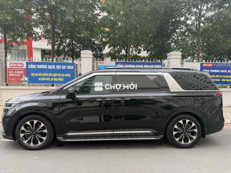 Kia Carnival 2022 2.2D Premium 7 chỗ - 70000 km