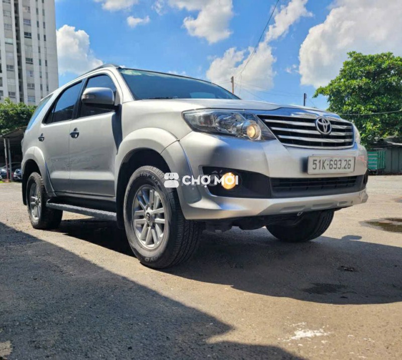 TOYOTA FORTUNER V TỰ ĐỘNG, 2 CẦU, MÁY SỐ KHÔNG LỖI