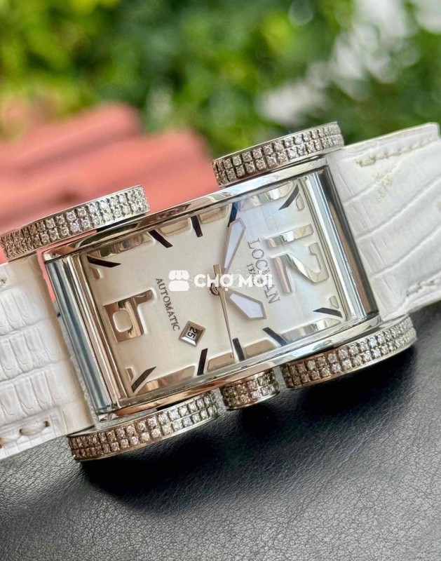 Locman kim cương tự động Thuỵ Sỹ