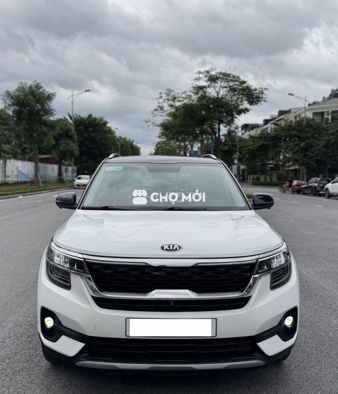 Kia Seltos 2021 Premium 1.4 AT - 79000 km