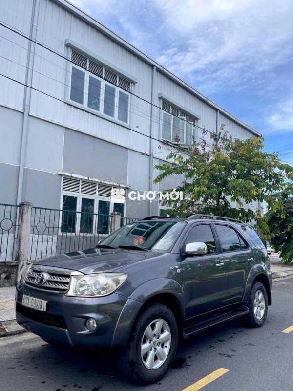 Toyota Fortuner 2010 2.7V  xe đẹp
