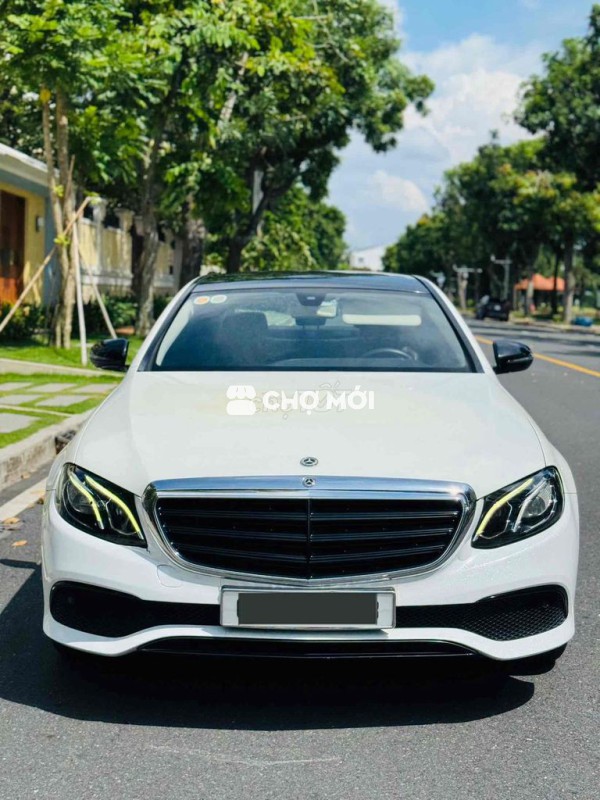 Mercedes Benz E Class 2017 E200 - 80.000km