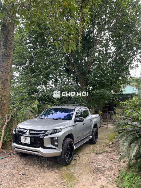 Mitsubishi Triton 2019 4x2 AT Mivec Premium - 1030
