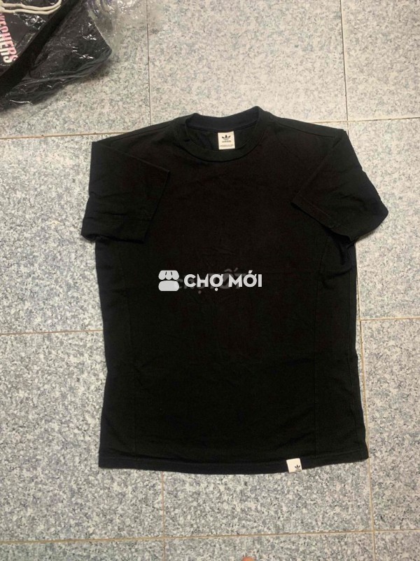 Áo thun adidas
