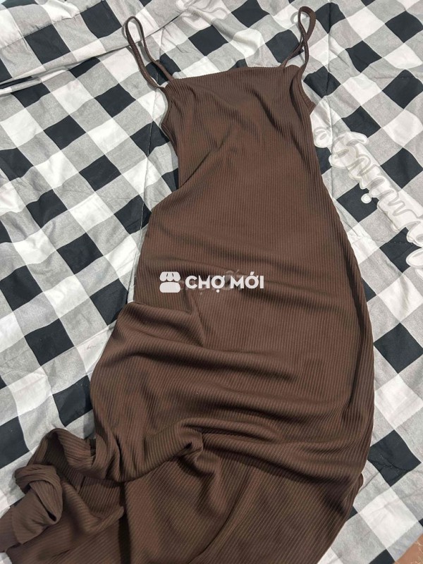 váy ôm body màu nâu