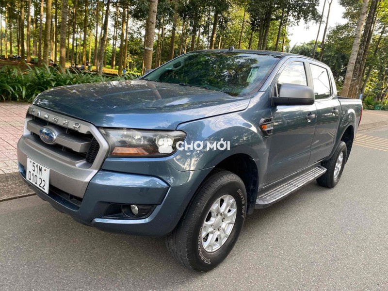 Ford Ranger màu xanh siêu đẹp xe zin chính chủ